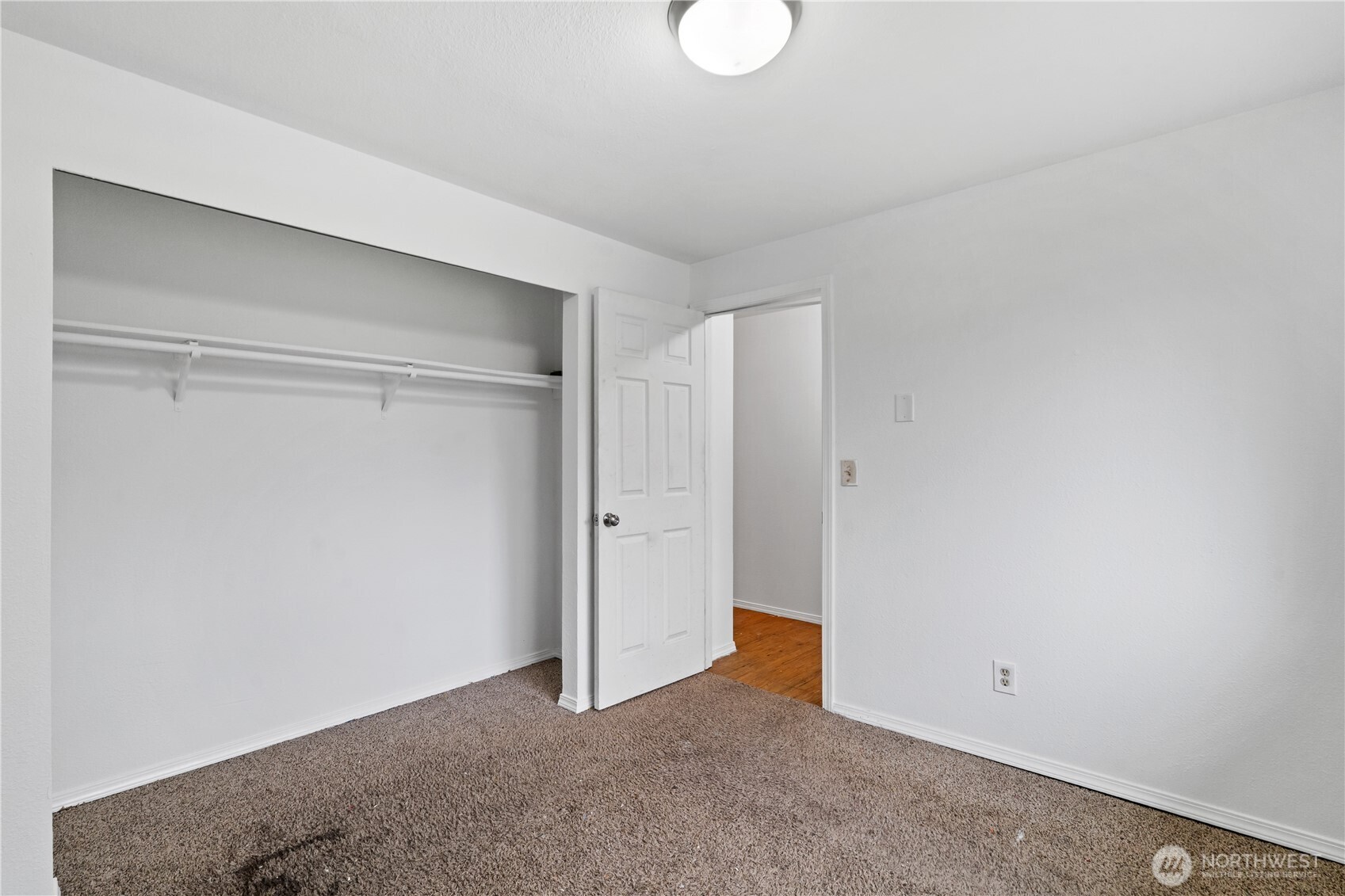 10221 -10223 146th Street E Unit: 10221