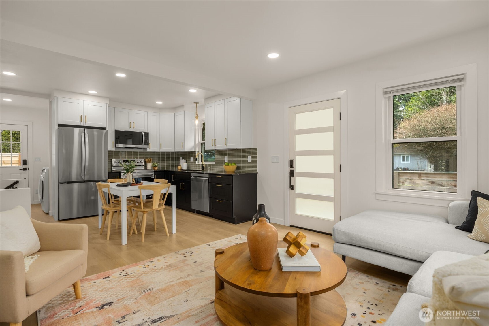 14321 Interlake Avenue N Unit: A