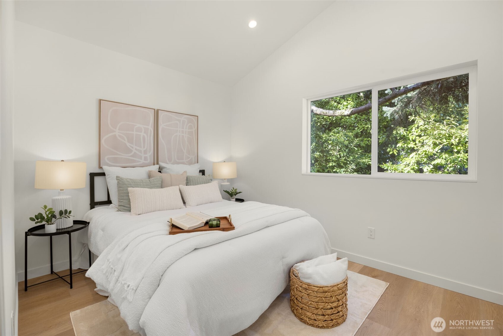 14321 C Interlake Avenue N