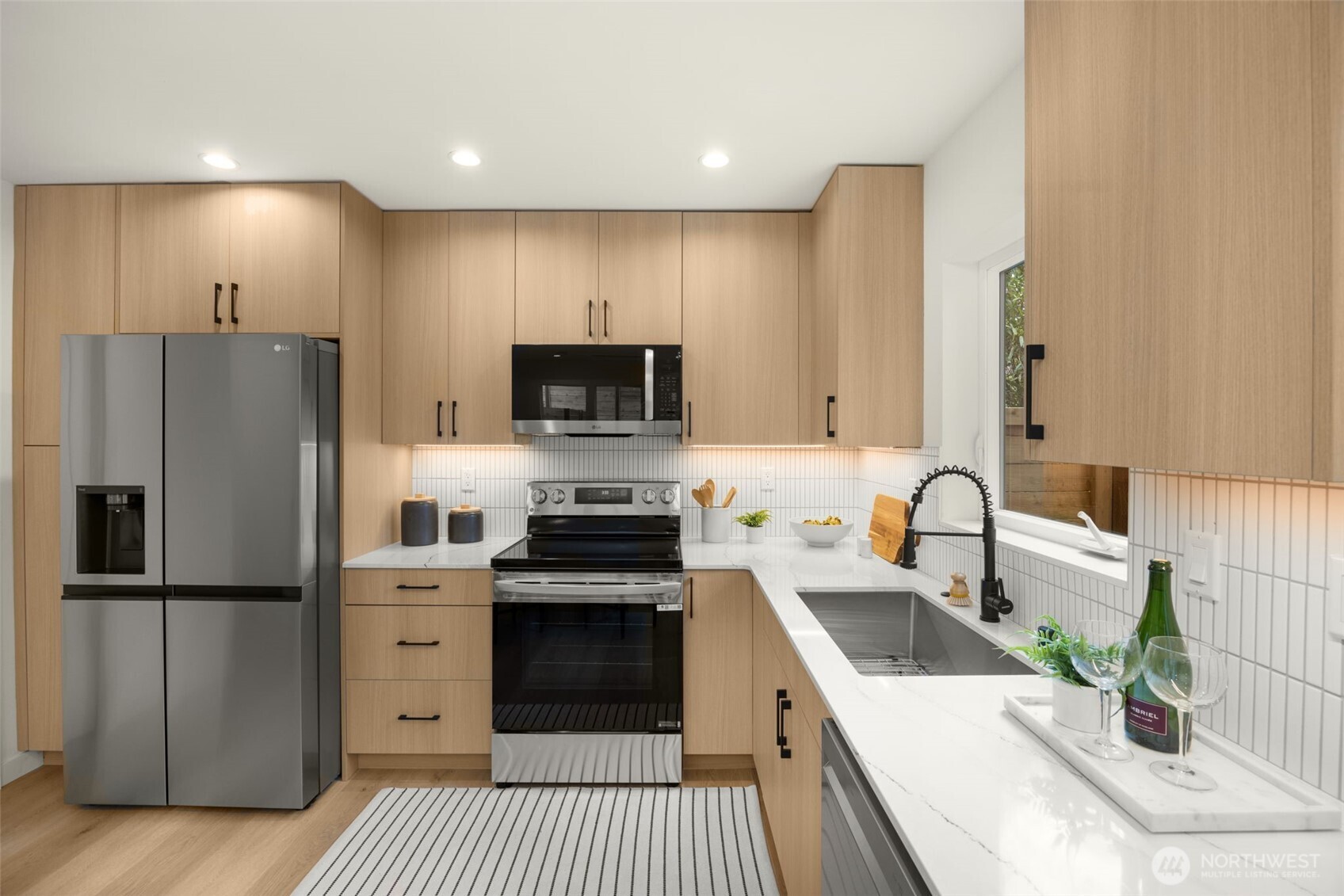 14321 C Interlake Avenue N