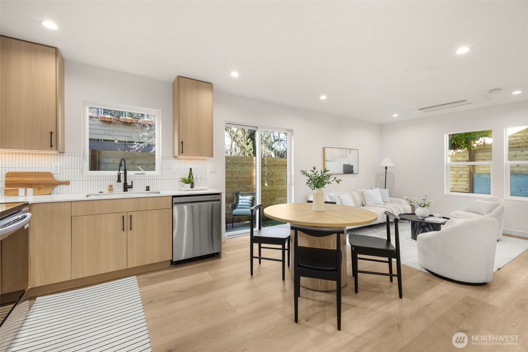 14321 C Interlake Avenue N