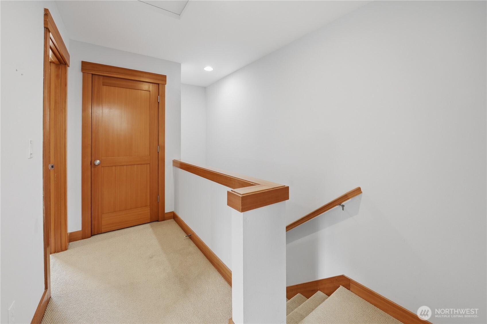 4037 7th Avenue NE Unit: A