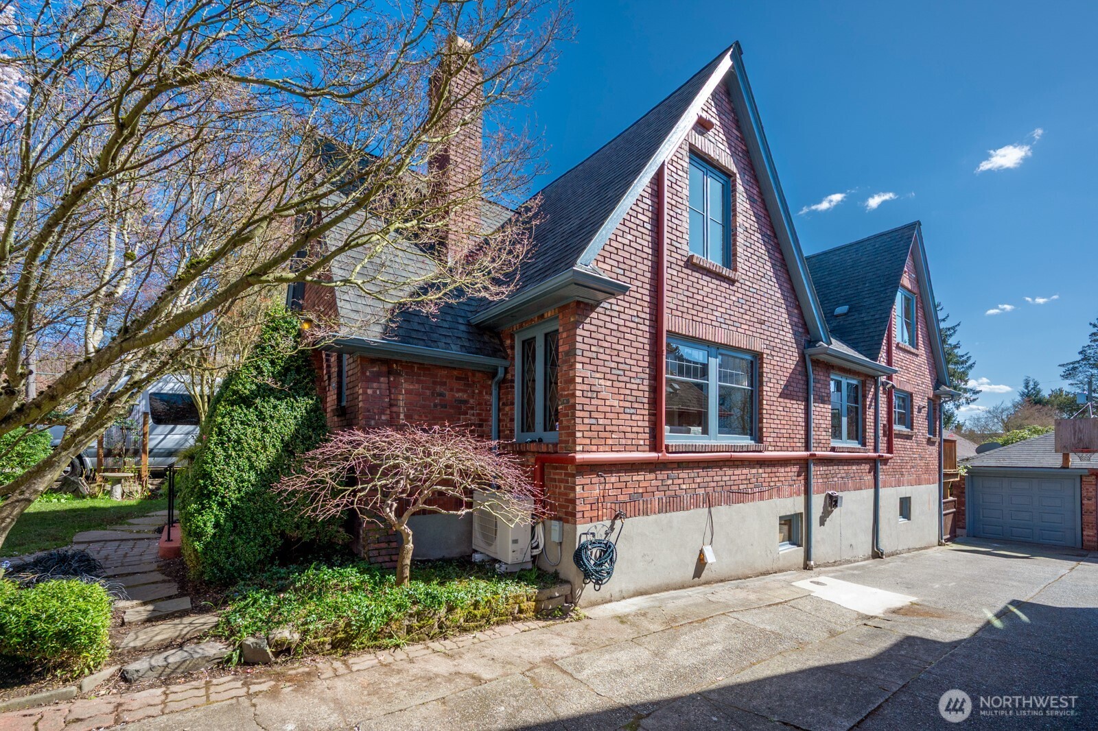 1315 NE 70th Street