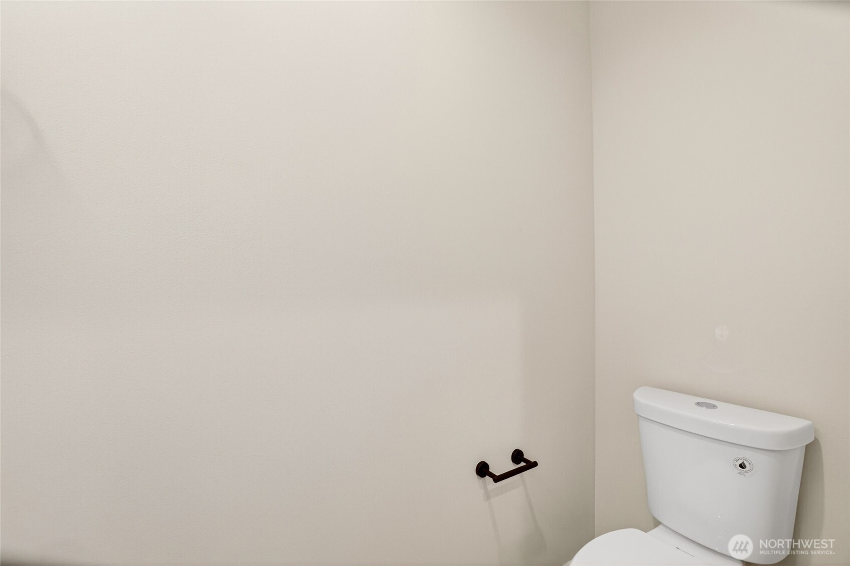 14321 Interlake Avenue N Unit: B