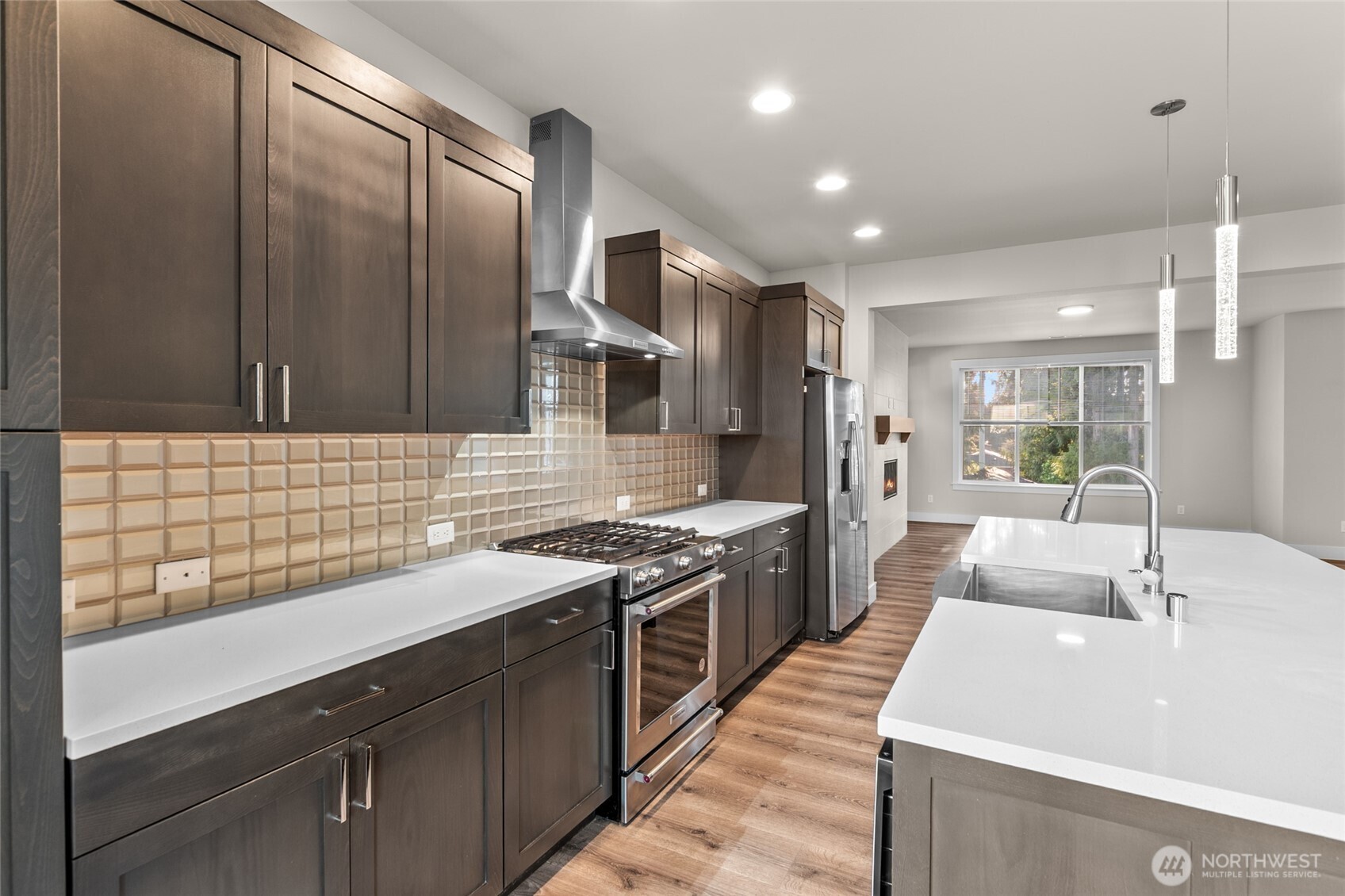 23205 89th Avenue W Unit: 8