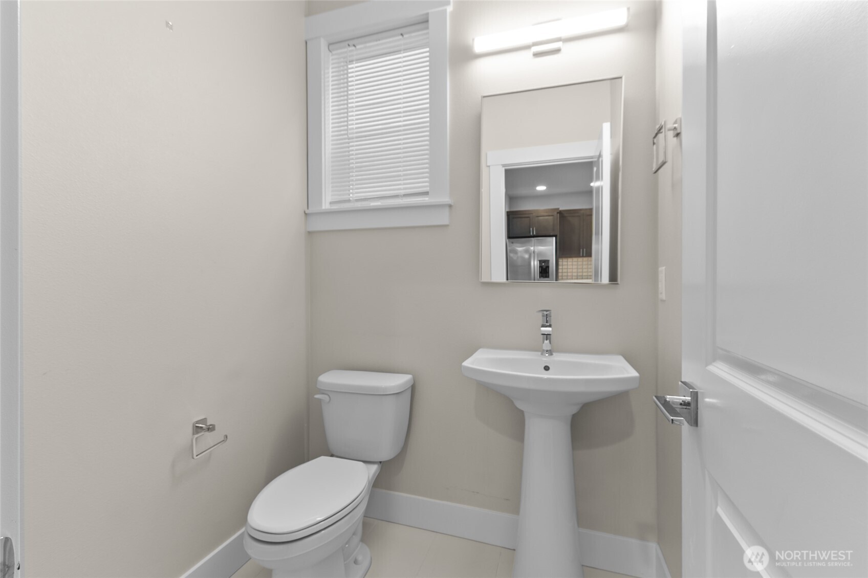 23205 89th Avenue W Unit: 8