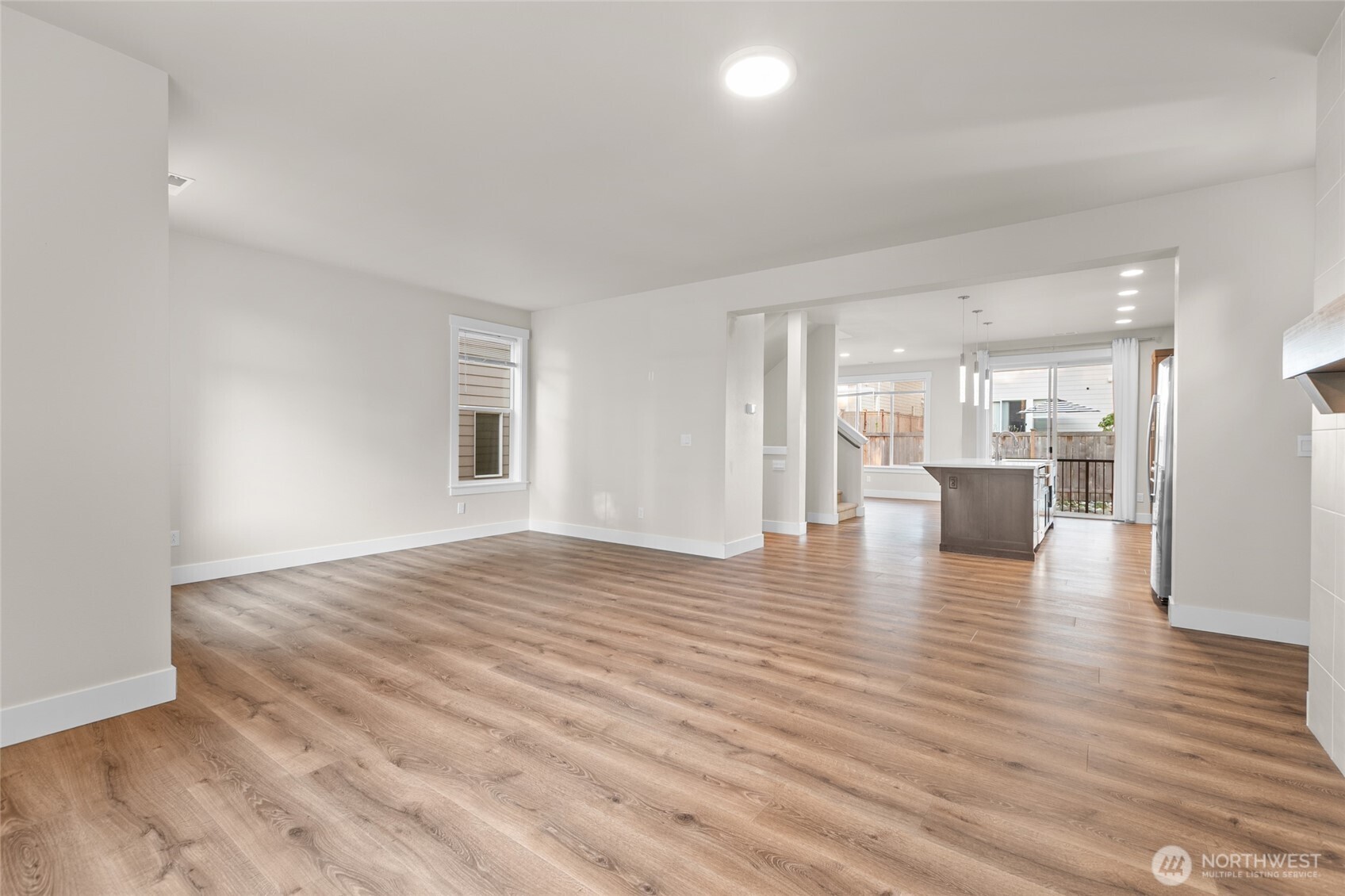 23205 89th Avenue W Unit: 8