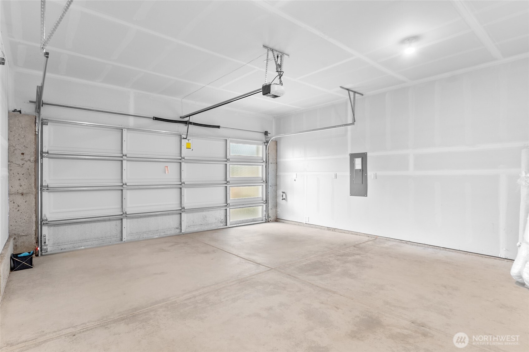23205 89th Avenue W Unit: 8