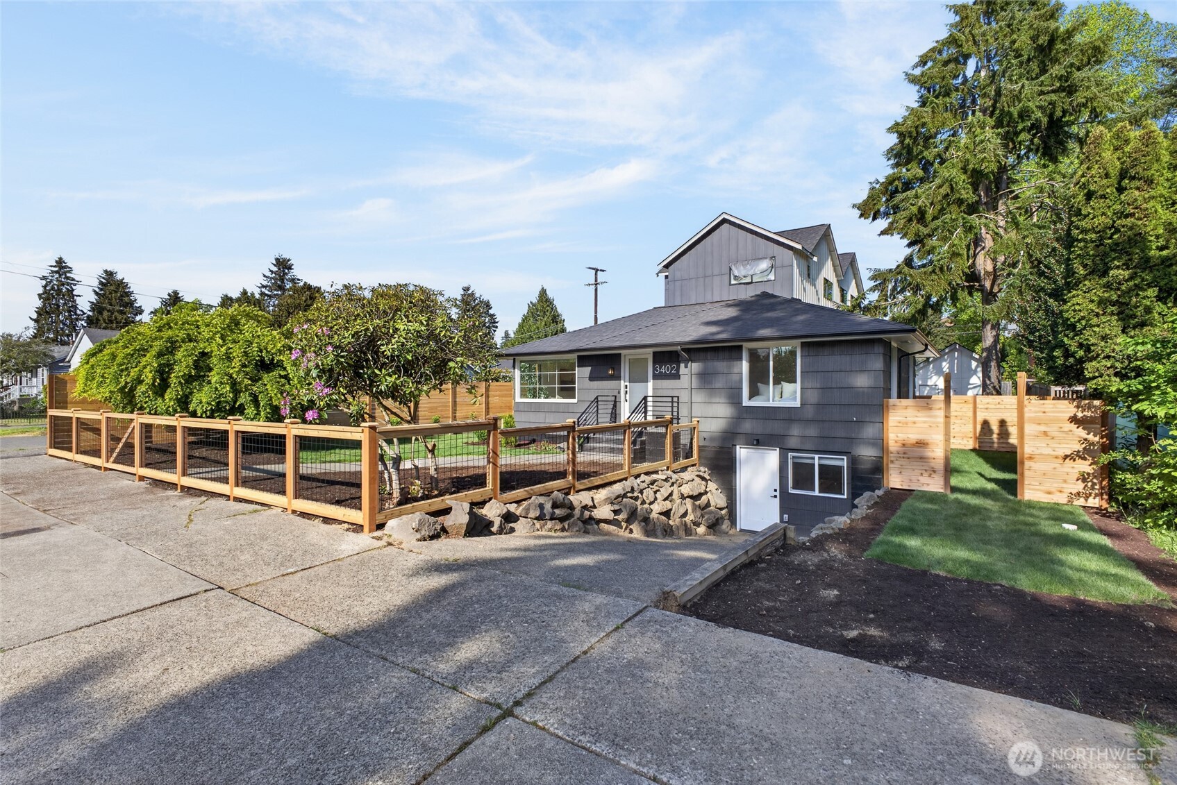 3402 48th Avenue SW