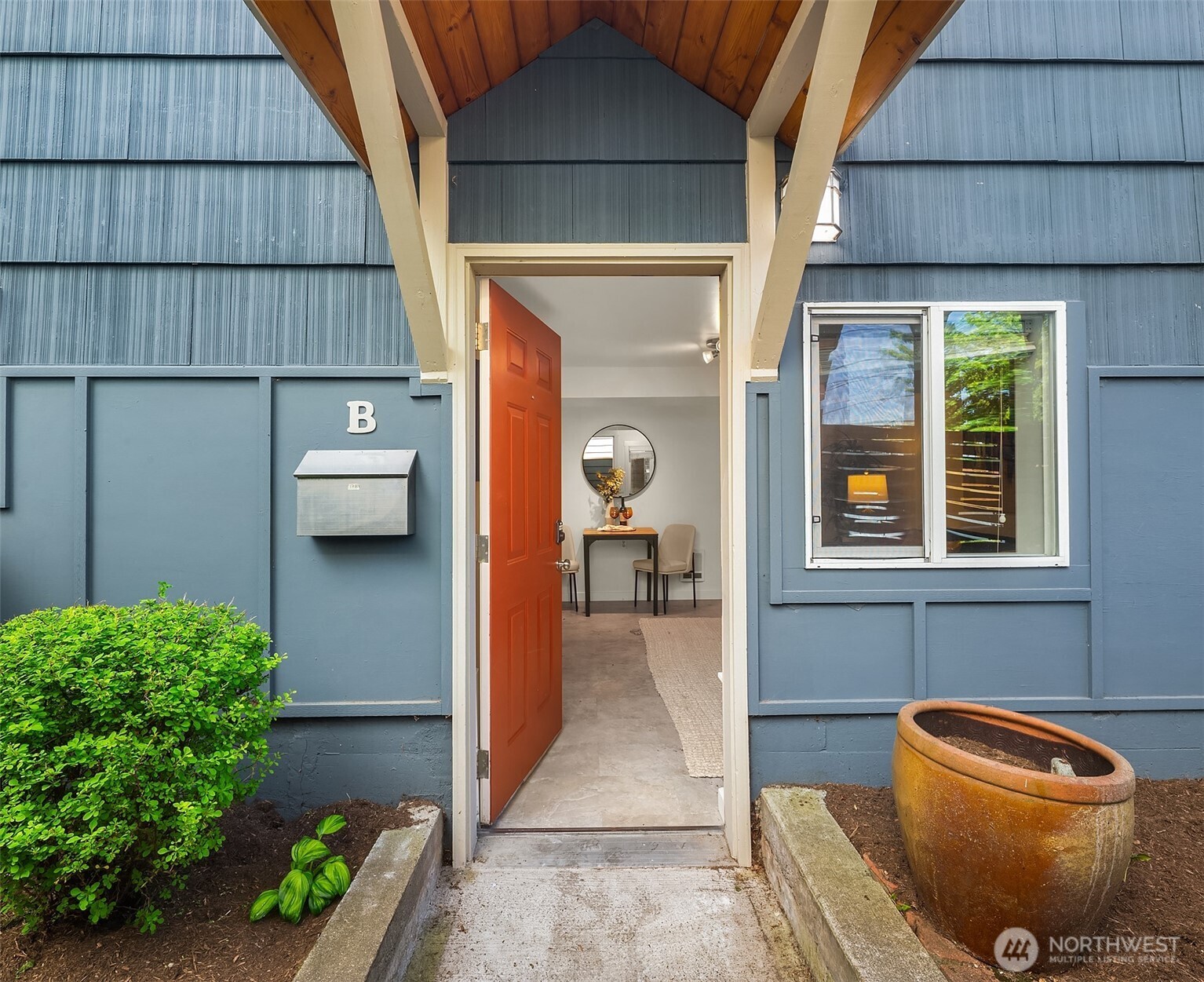 17 W Dravus Street
