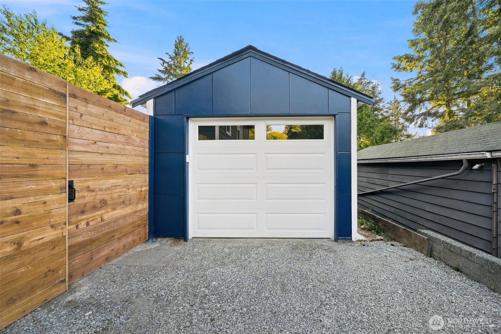 17211 3rd Avenue NE