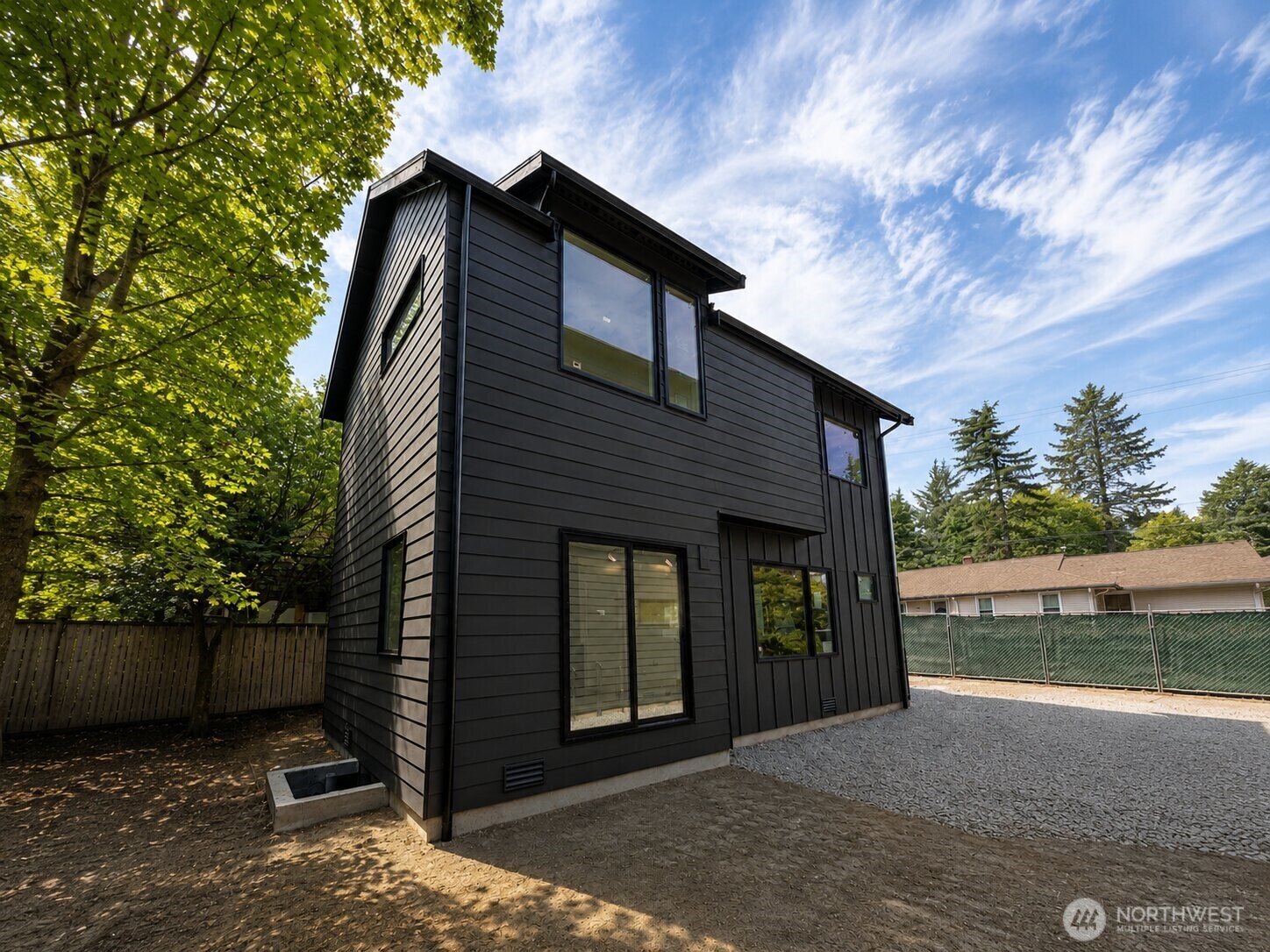 4909 SW Canada Drive