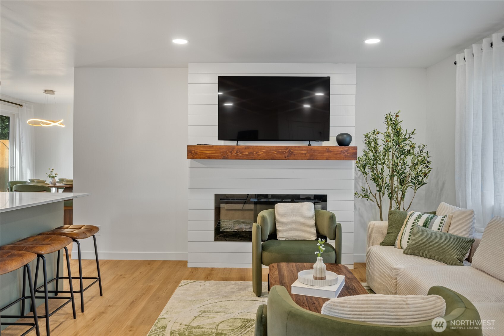 7935 13th Avenue SW Unit: 1