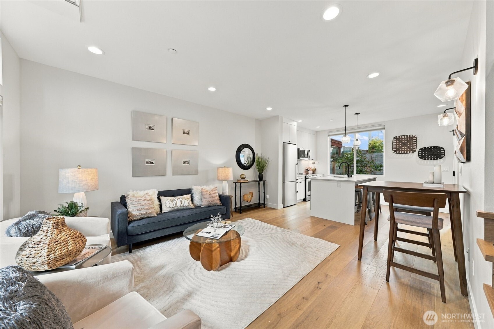 6016 California Avenue SW Unit: D