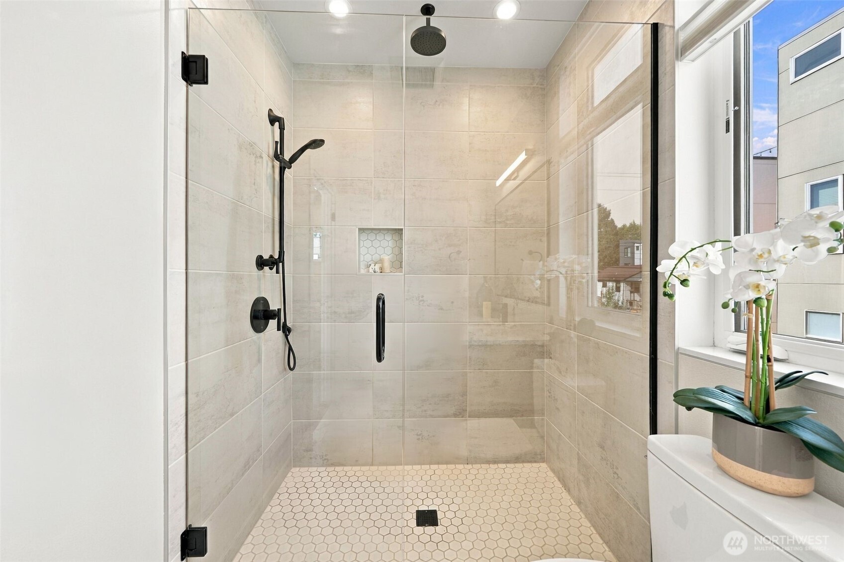 6016 California Avenue SW Unit: D