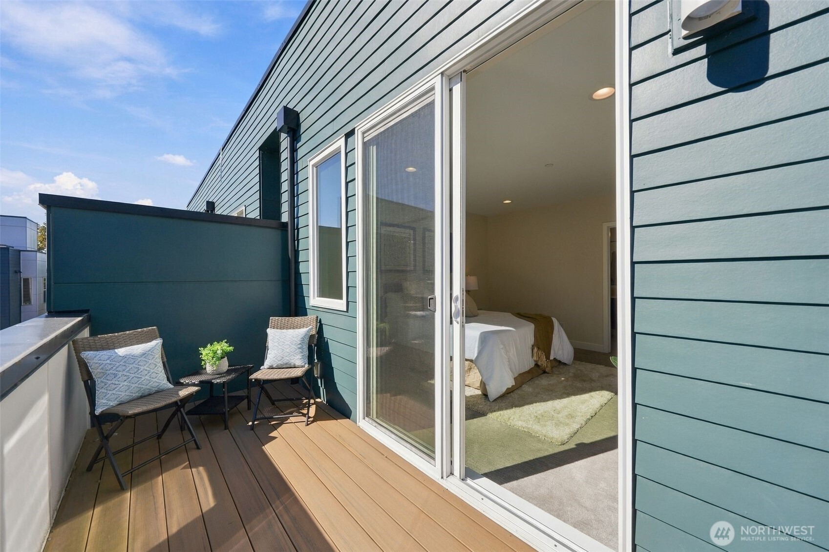 6016 California Avenue SW Unit: D