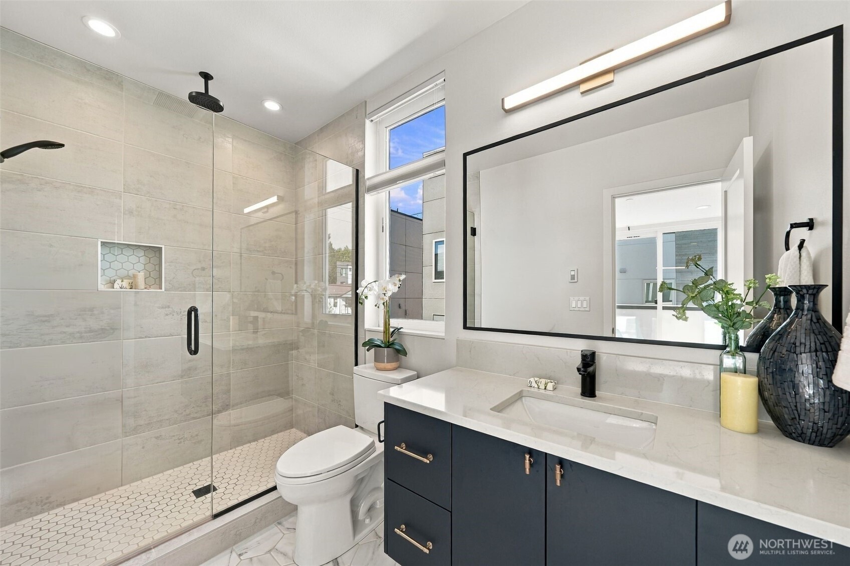 6016 California Avenue SW Unit: D