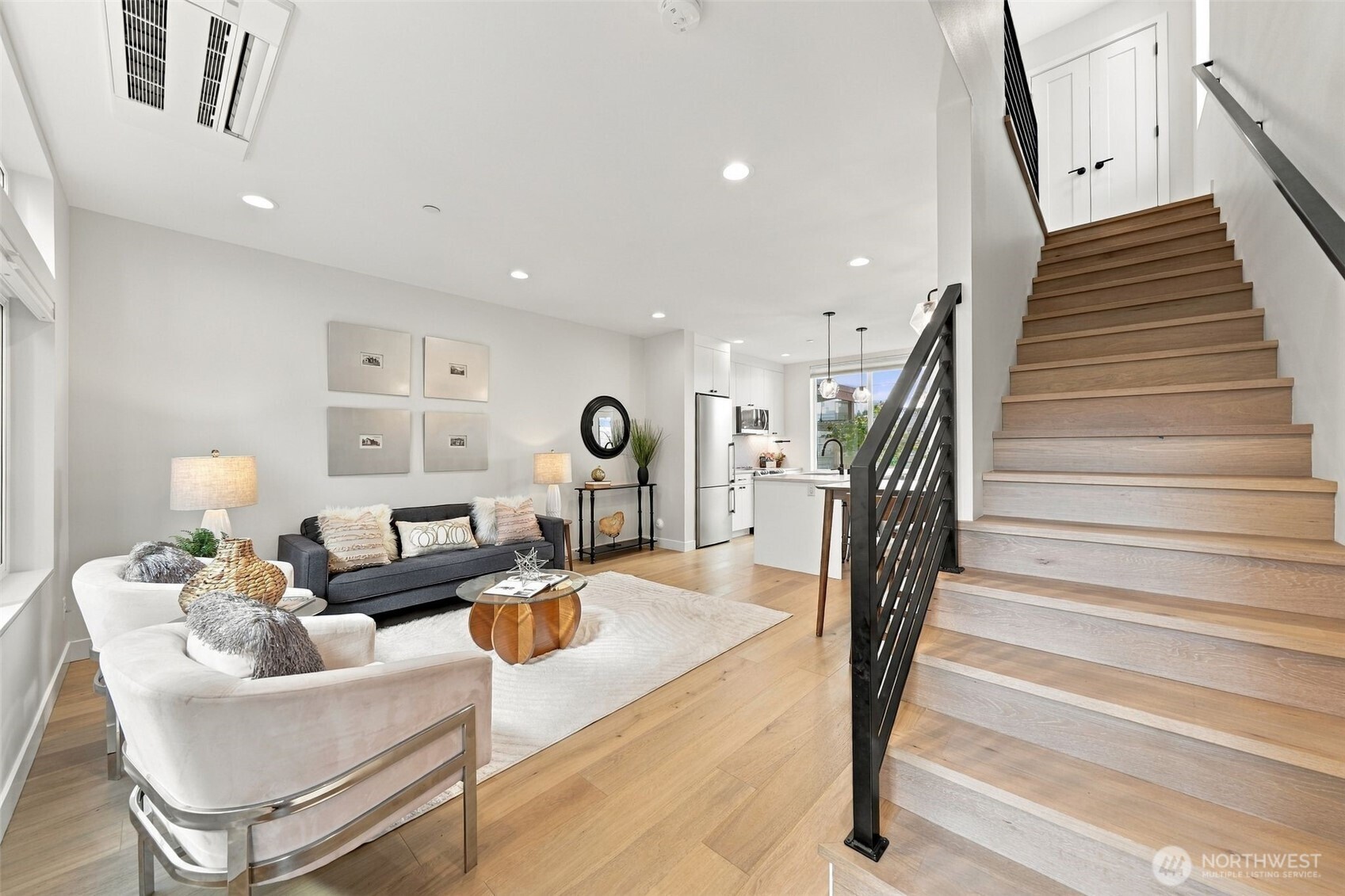 6016 California Avenue SW Unit: D