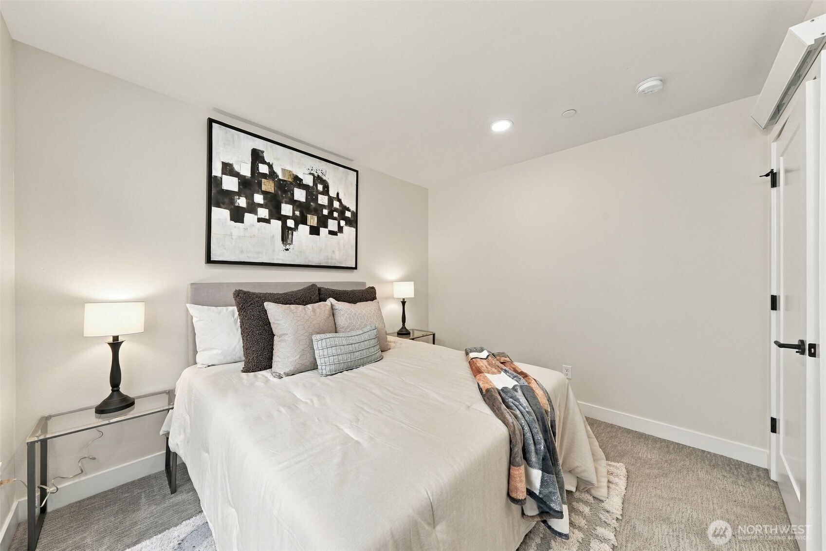 6016 California Avenue SW Unit: D