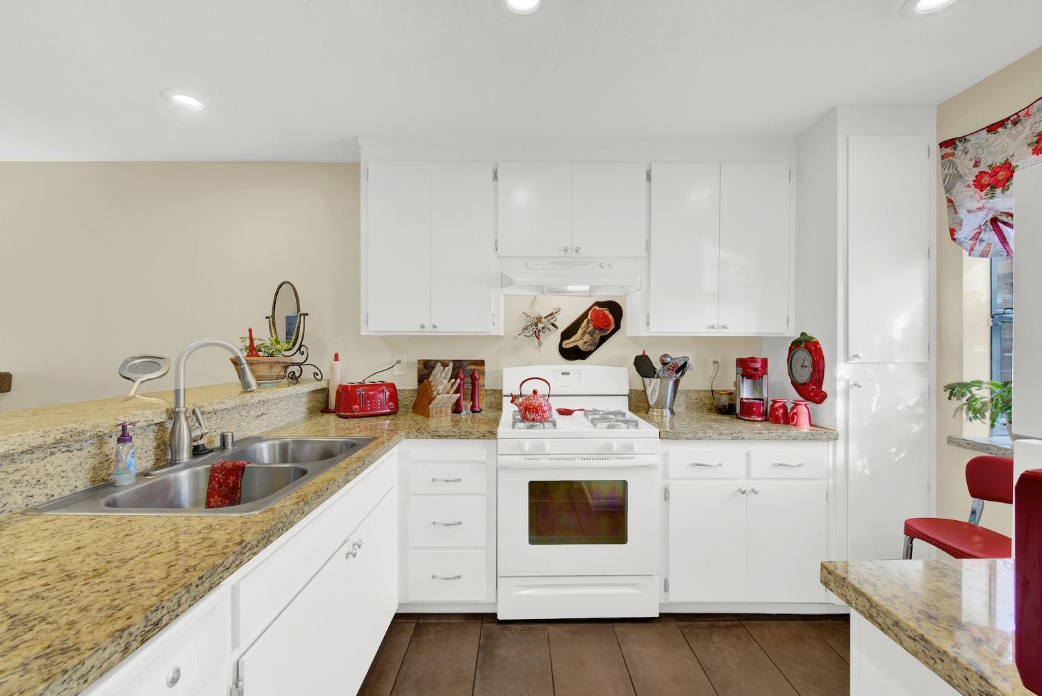 2128 Bueno Drive Unit: 30