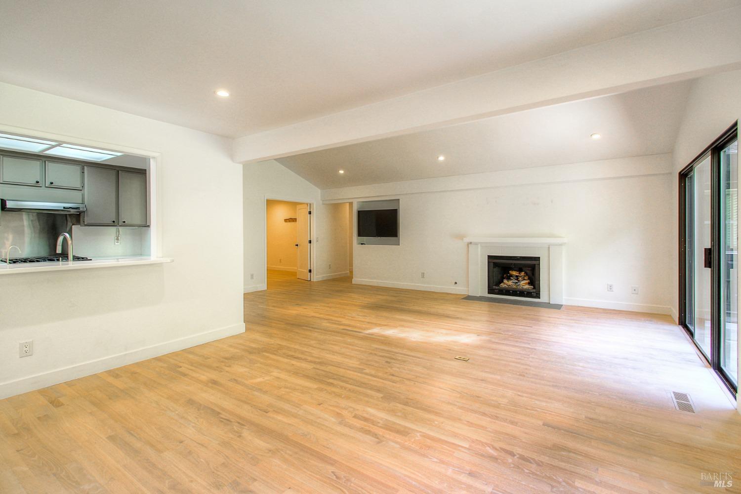 6353 Stone Bridge Rd