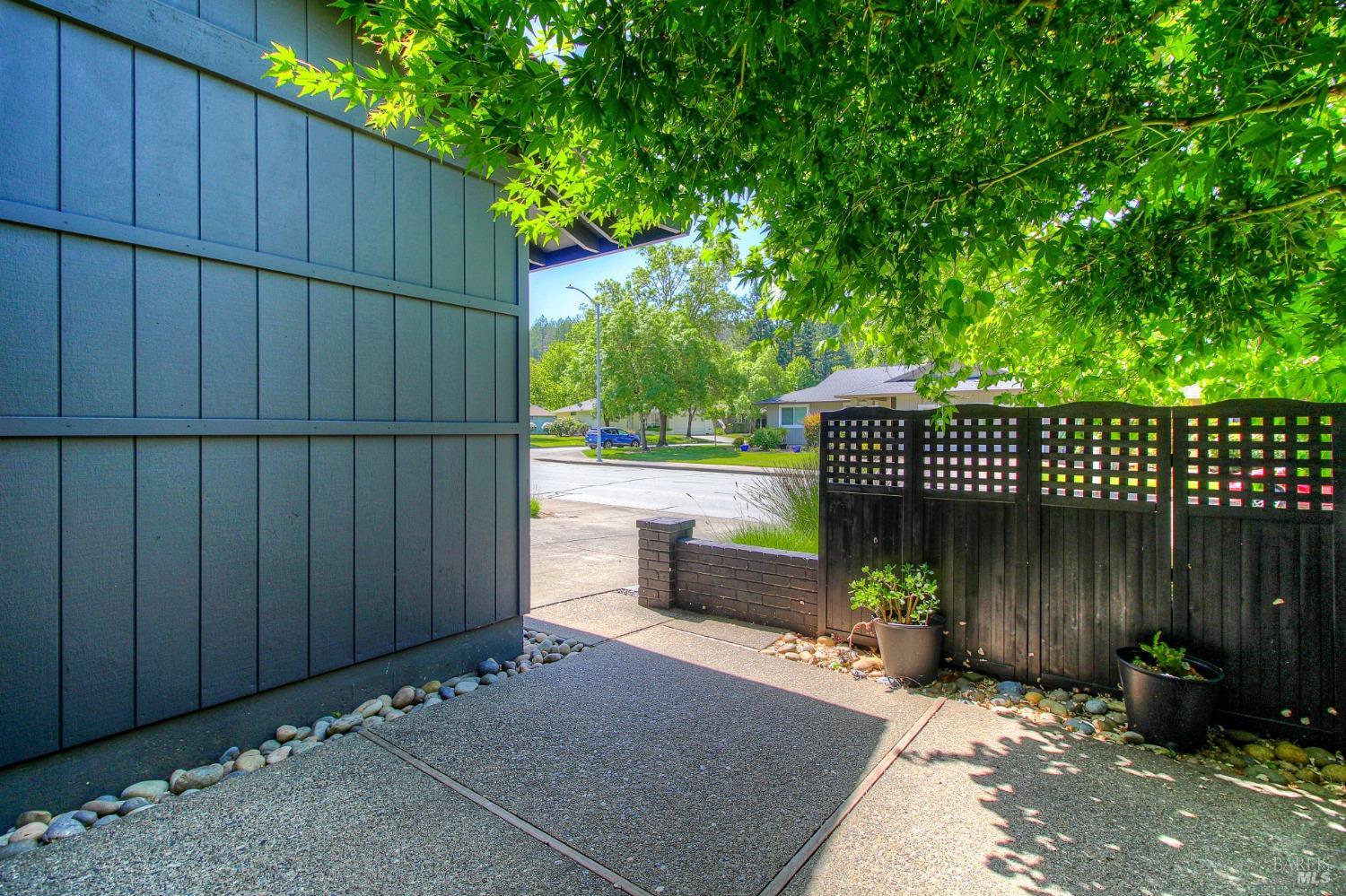 6353 Stone Bridge Rd