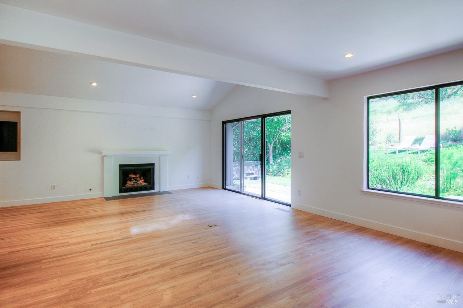 6353 Stone Bridge Rd