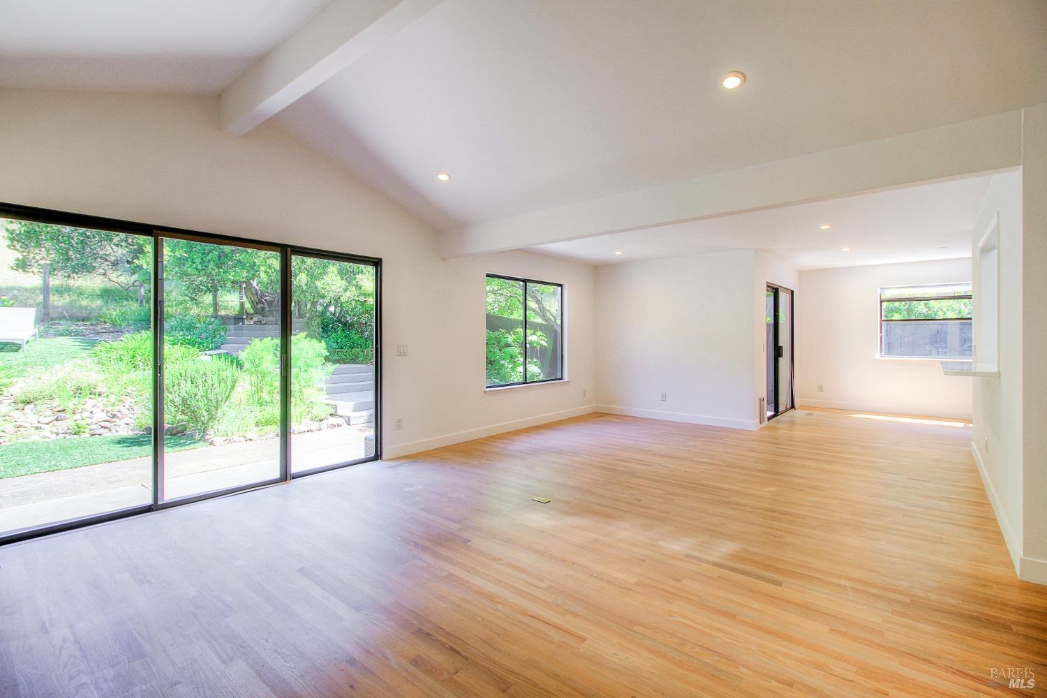 6353 Stone Bridge Rd