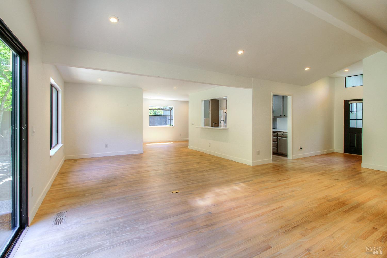 6353 Stone Bridge Rd