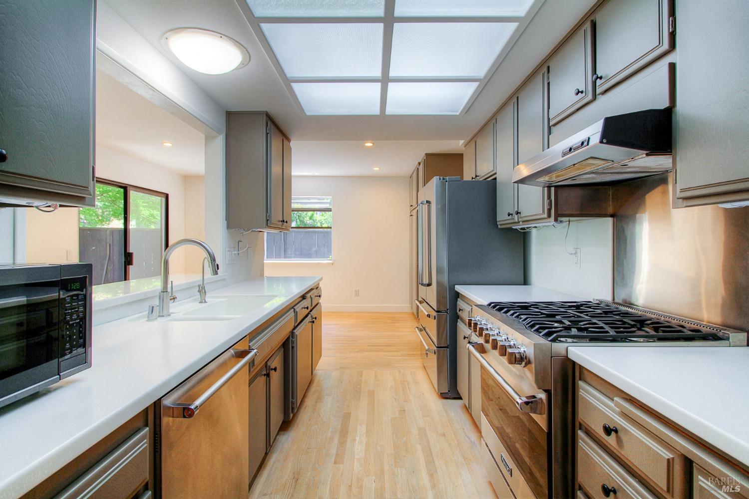 6353 Stone Bridge Rd