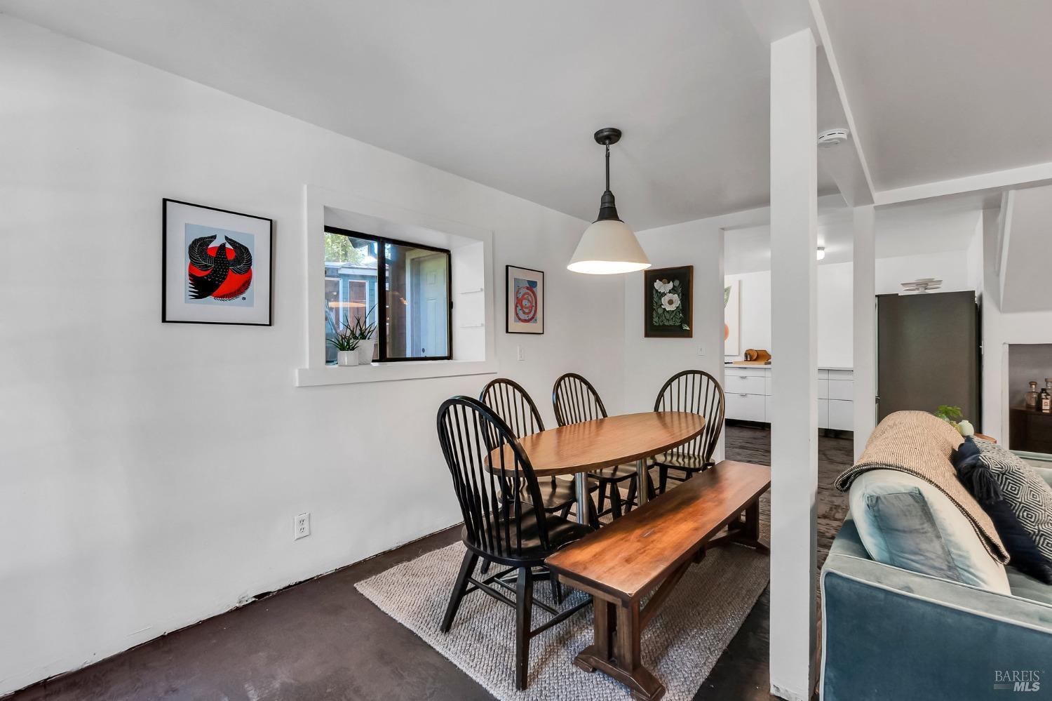 146 Redwood Ave