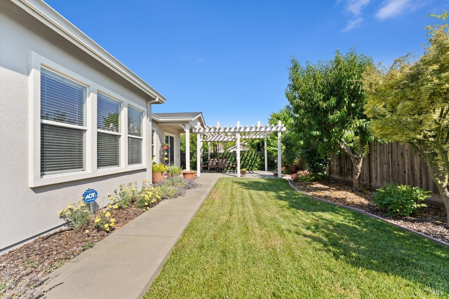 7563 Ferroggiaro Way