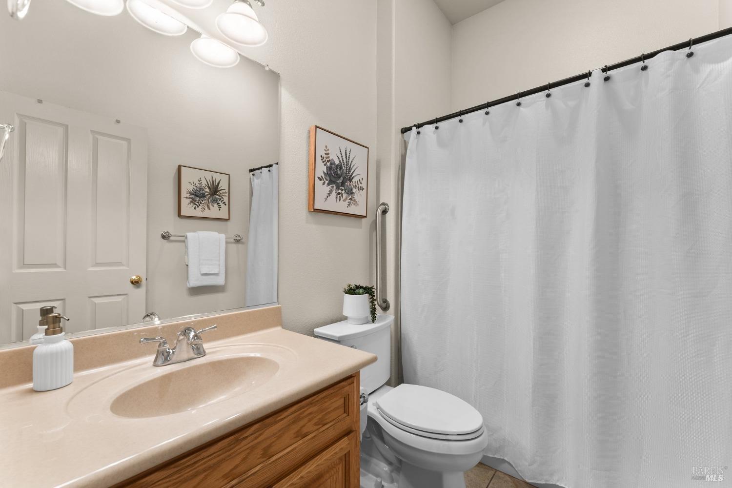 7563 Ferroggiaro Way