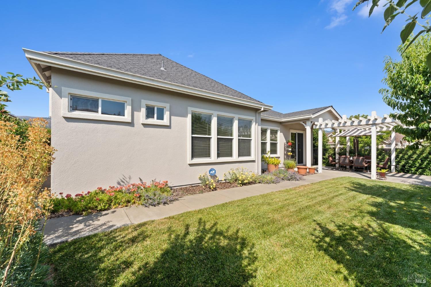 7563 Ferroggiaro Way