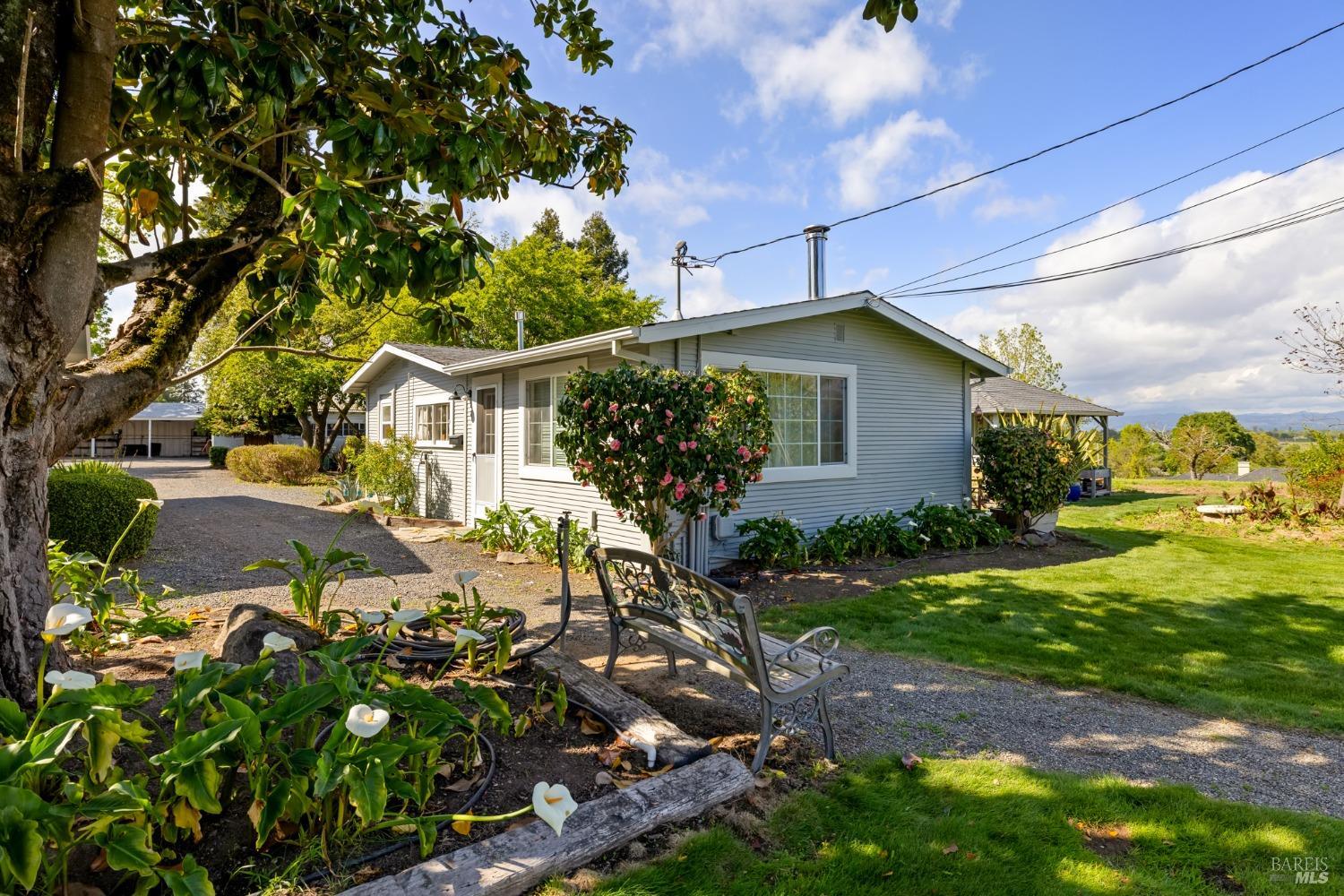 2855 Old Gravenstein Hwy