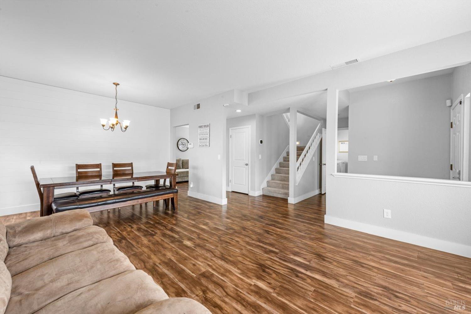 359 Marna Dr