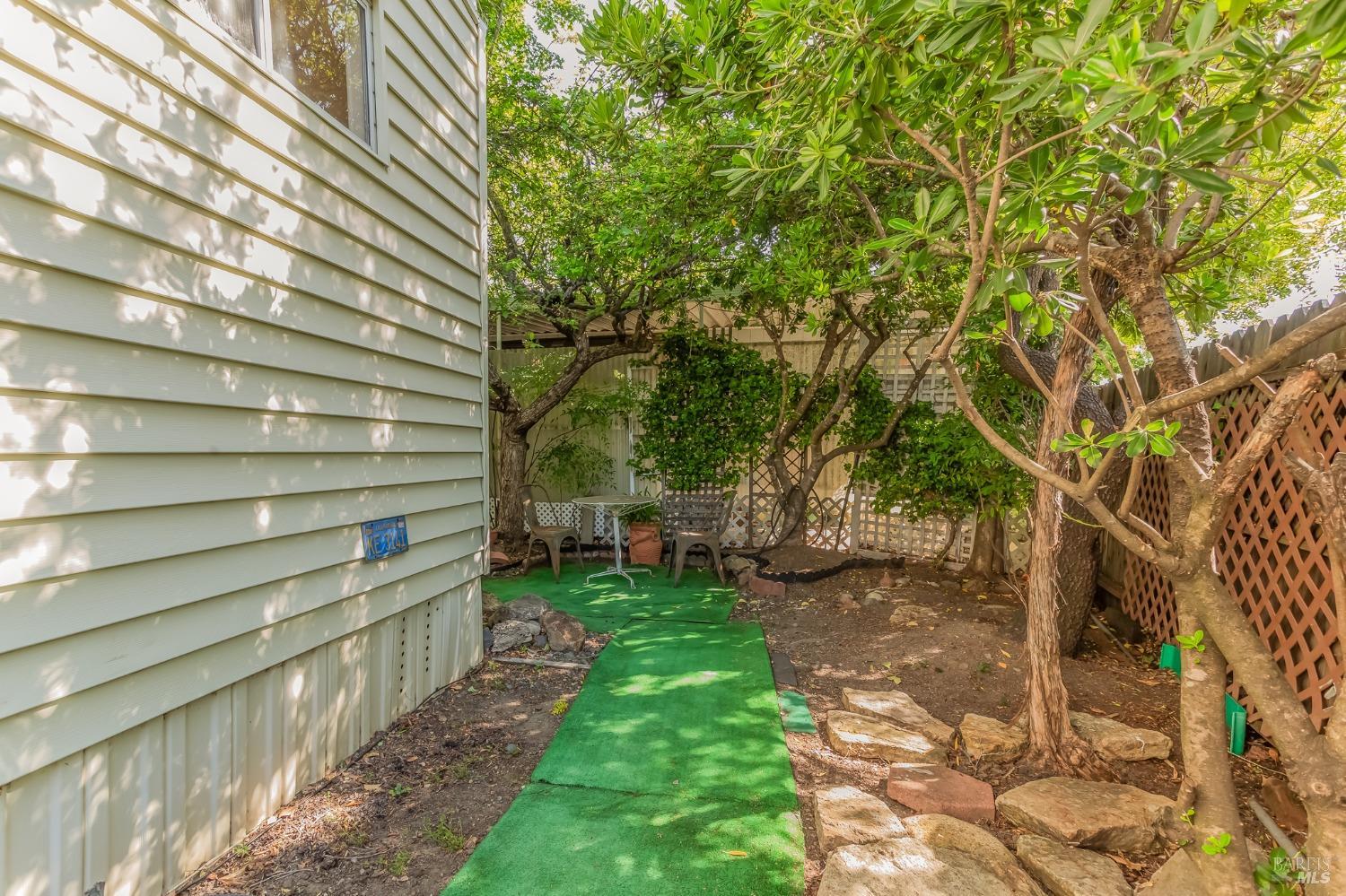 6468 Washington St #122