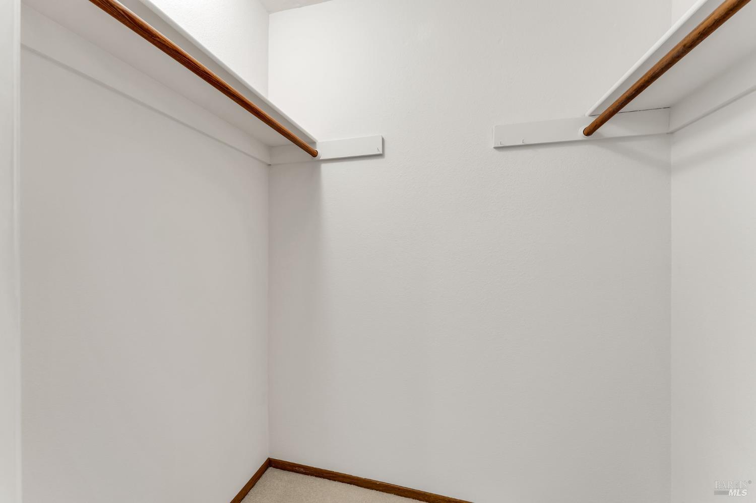 901 Russell Ave #212