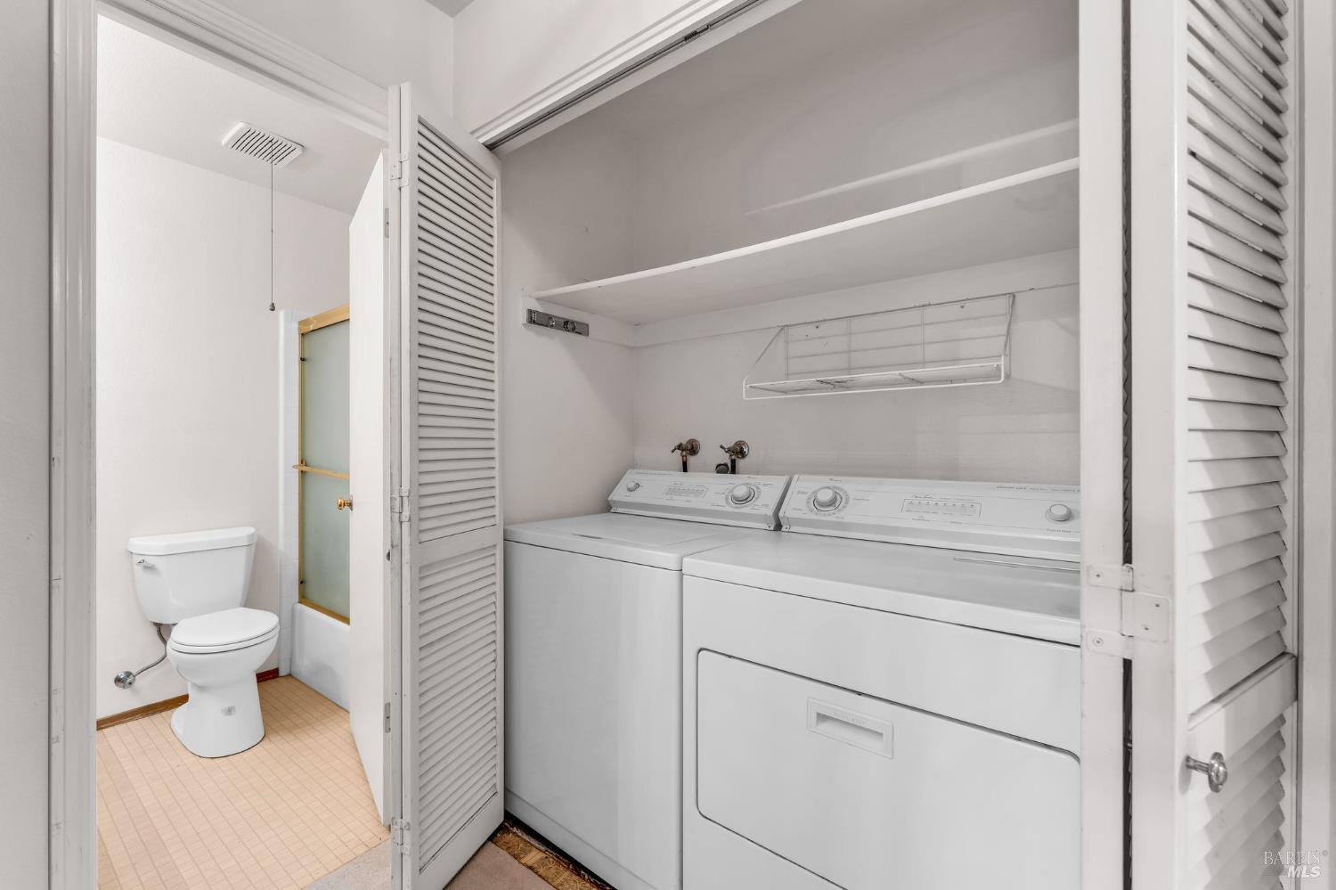 901 Russell Ave #212