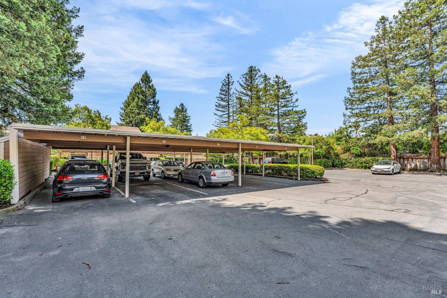 901 Russell Ave #212