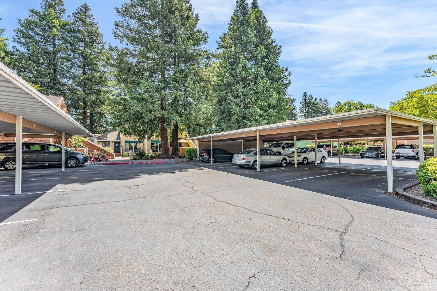 901 Russell Ave #212