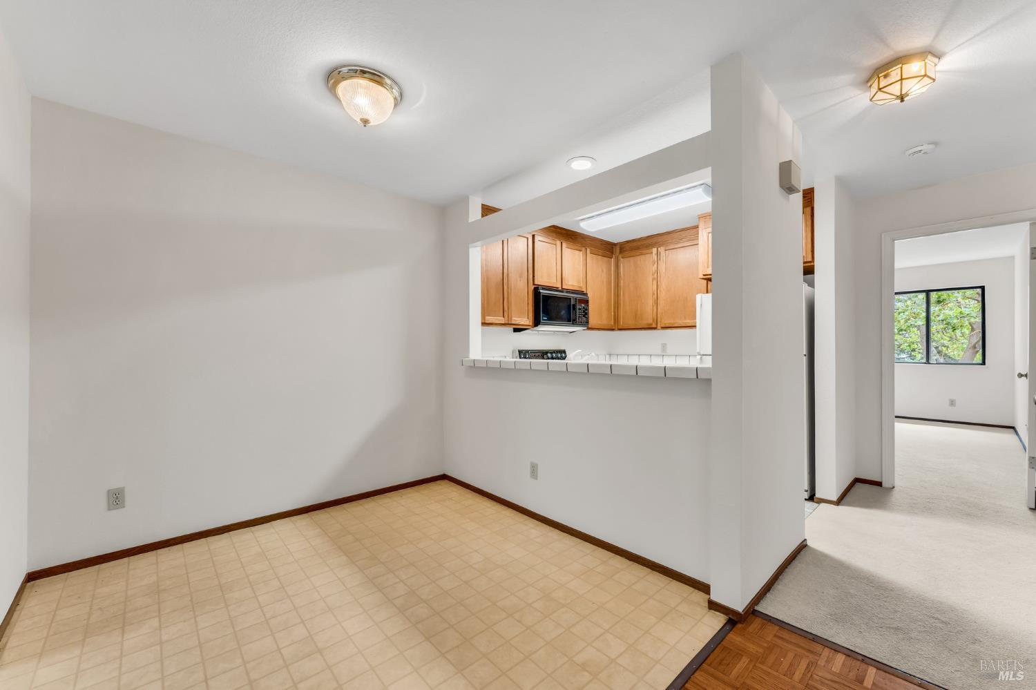 901 Russell Ave #212