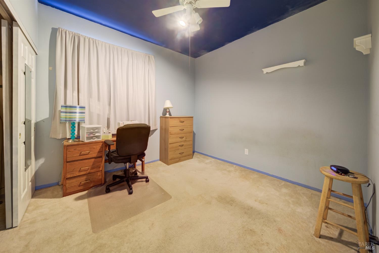 2601 Lawndale Ct