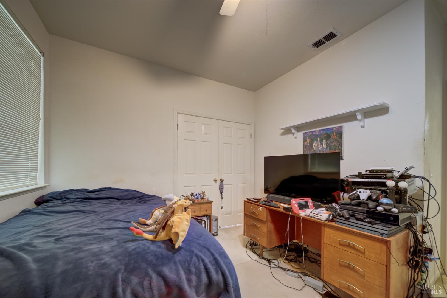 2601 Lawndale Ct