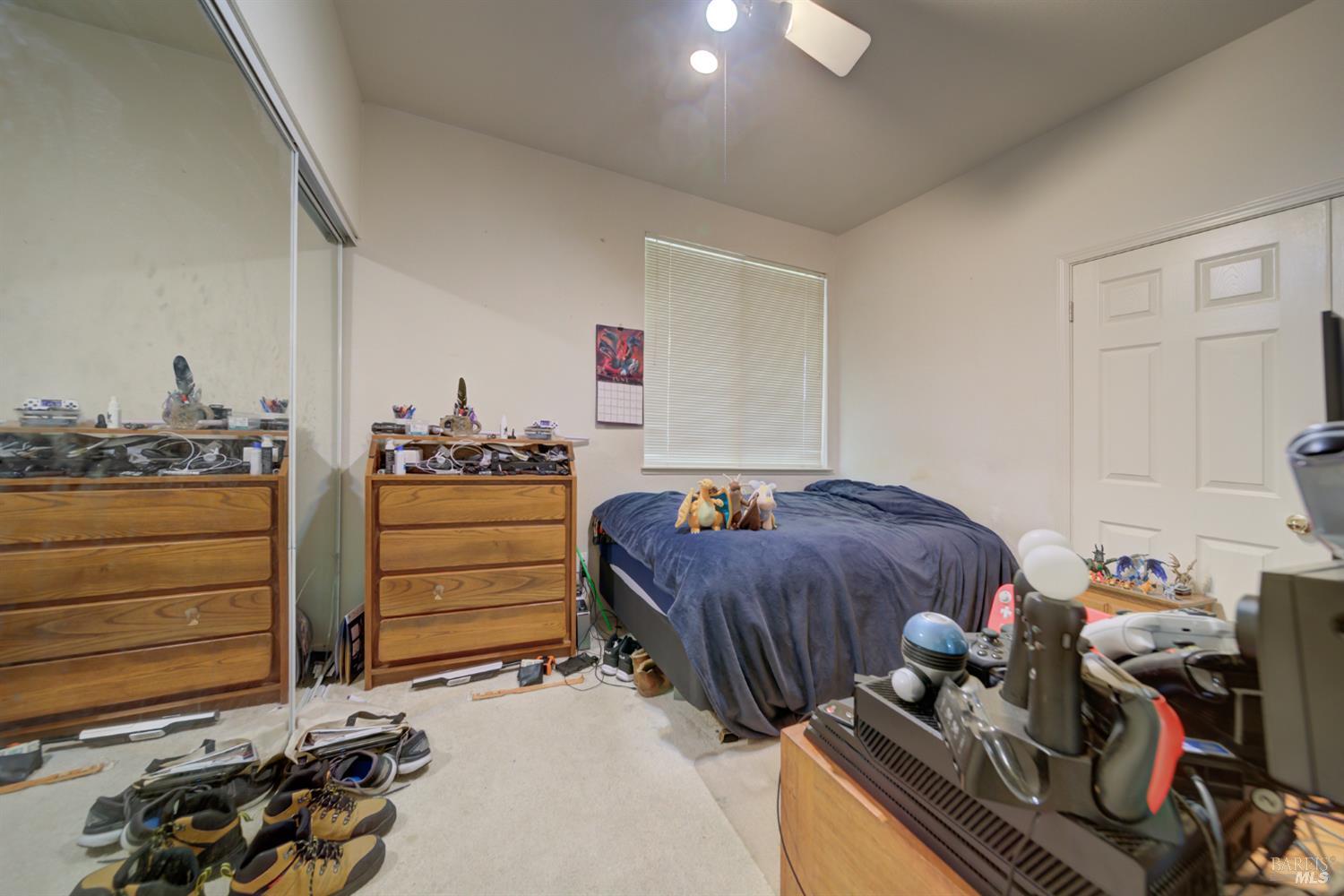 2601 Lawndale Ct