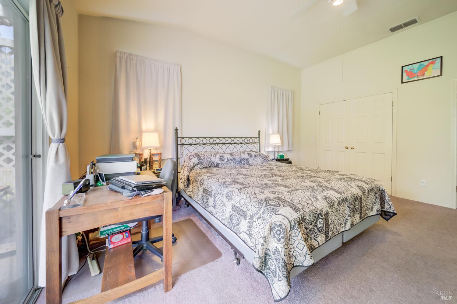 2601 Lawndale Ct