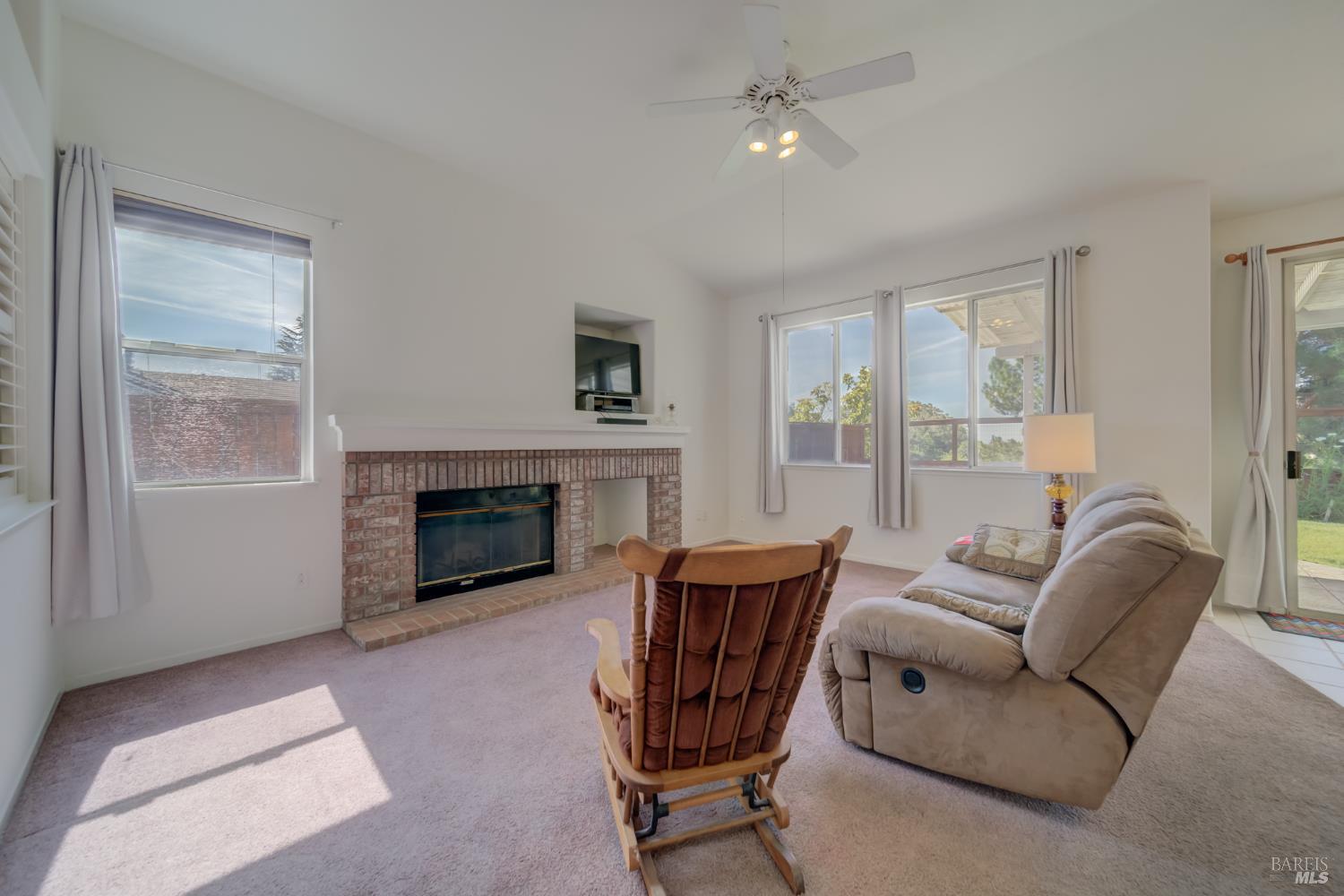 2601 Lawndale Ct