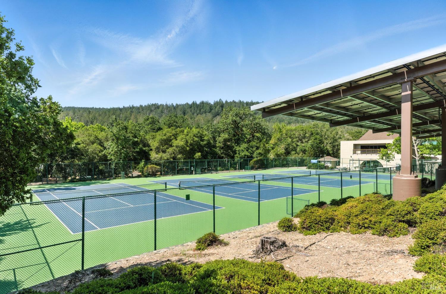 34 Aspen Meadows Cir