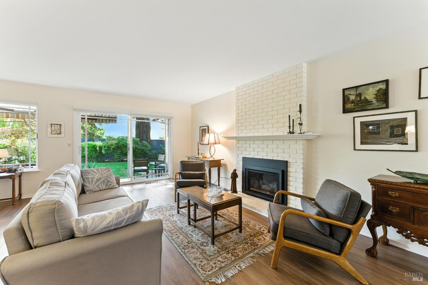 34 Aspen Meadows Cir