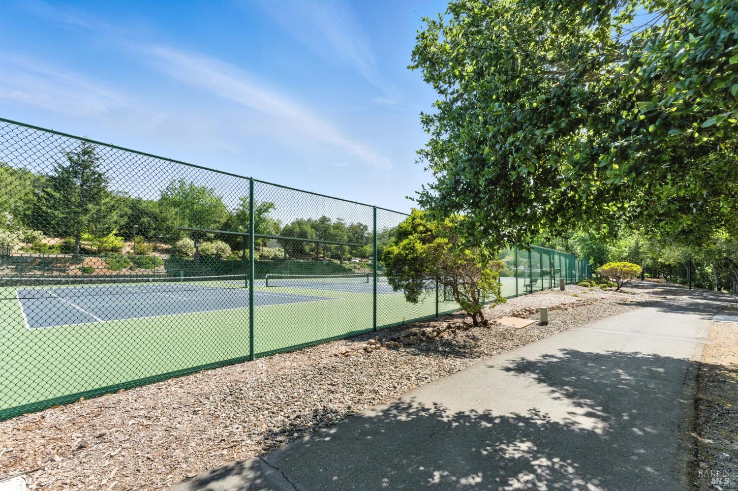 34 Aspen Meadows Cir